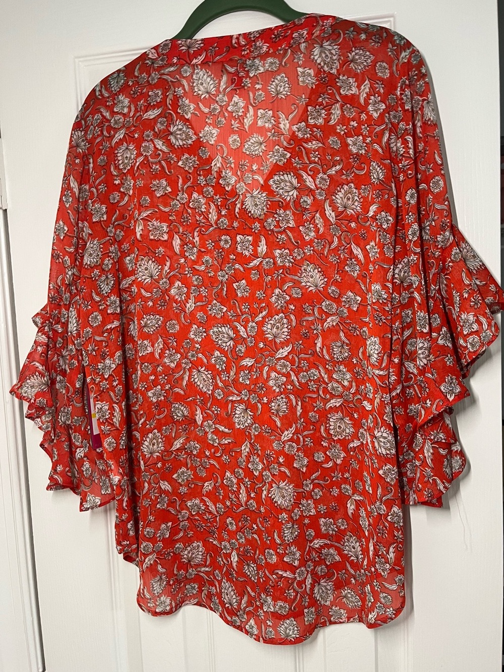 Vince Camuto Red Floral Ruffle Sleeve Blouse - Picture 8 of 9